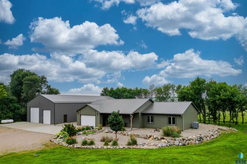 26751 465th Ave, Hartford, SD, 57033-6927 | Card Image