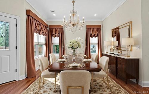 702 Equestrian Way, Westbury, NY, 11590-6679 | Card Image