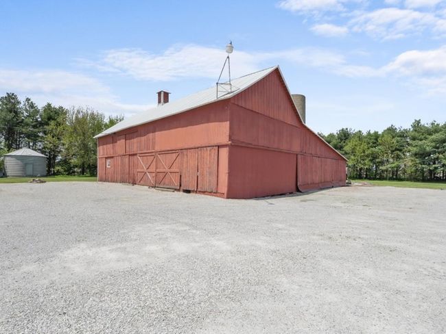 964 E 1100 North Rd, Home with 4 bedrooms, 1 bathrooms and 8 parking in Bement IL | Image 23