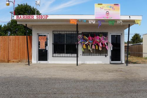 15035 Road 192, Porterville, CA, 93257-8936 | Card Image