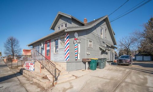 1432 W Washington Street, West Bend, WI, 53095 | Card Image