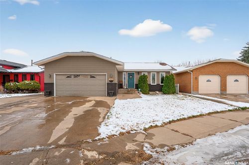 29 Dahlia Cres, Moose Jaw, SK, S6J1E7 | Card Image