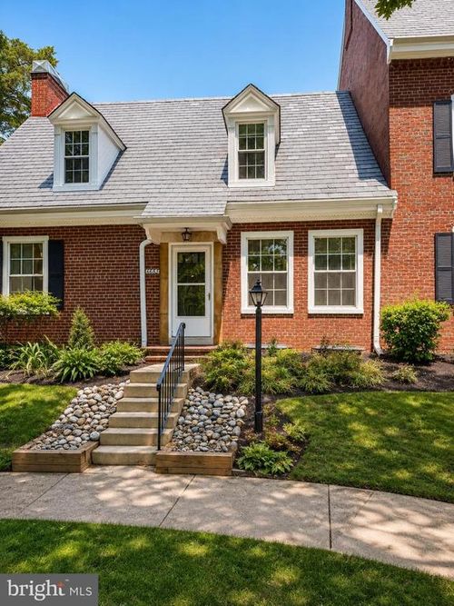 4663 36th St S, ARLINGTON, VA, 22206-1725 | Card Image