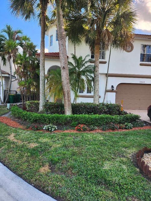 12410 Sw 1st St, Plantation, FL, 33325-2700 | Card Image