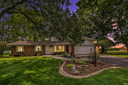 26170 County Road 50, Nappanee, IN, 46550-9426 | Card Image