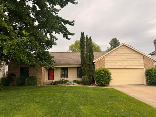 8567 Beretta Ct, Jenison, MI, 49428-9593 | Card Image