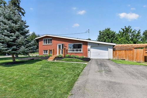 2085 Mountainside Dr, Burlington, ON, L7P1A9 | Card Image