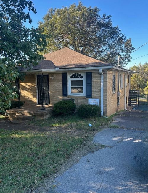 3808 Tigerbelle Dr, Nashville, TN, 37209-1516 | Card Image