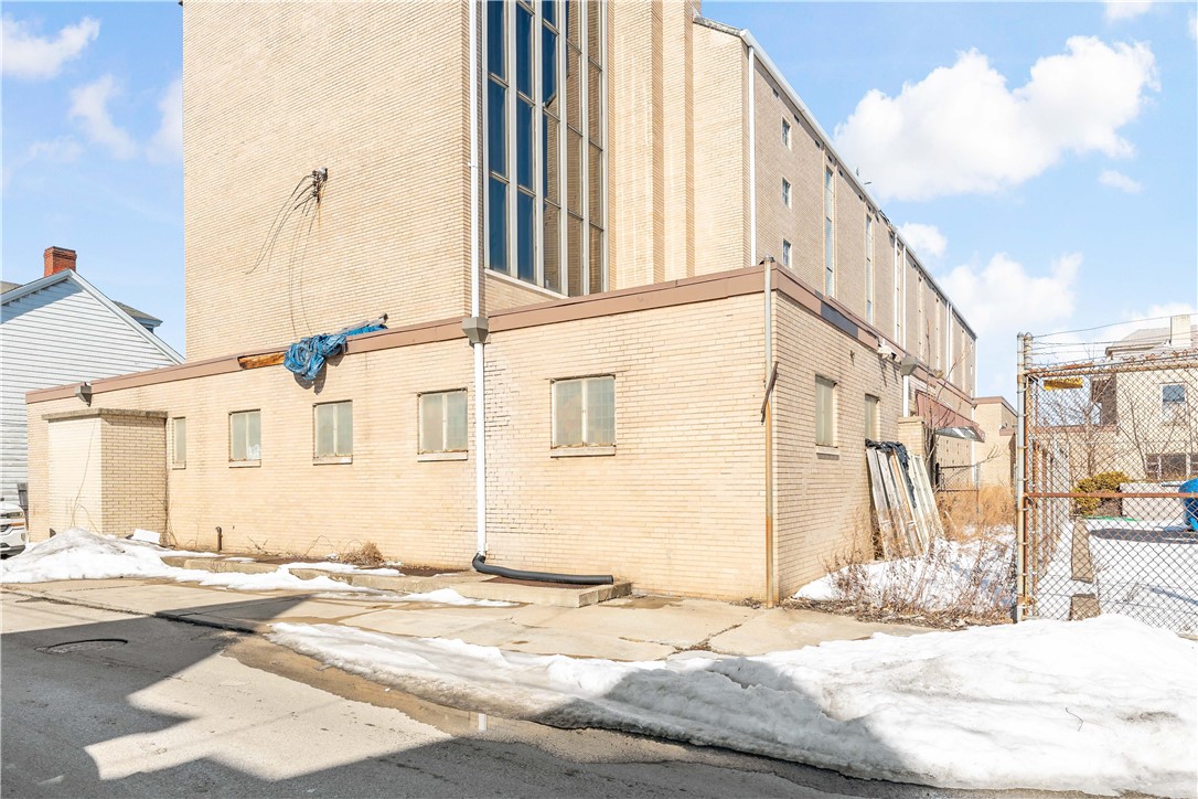 Commercial Sale in Arlington 3