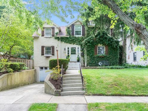45 Julian St, Naperville, IL, 60540-4934 | Card Image