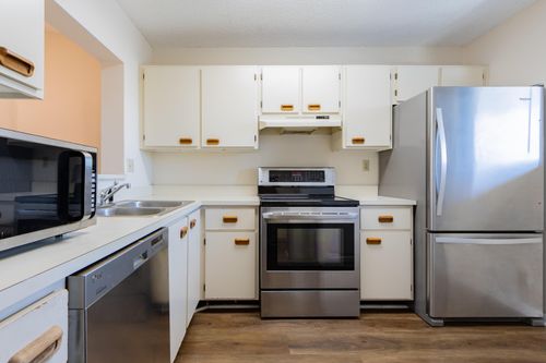 911-9449 Boca Cove Cir, Boca Raton, FL, 33428-7772 | Card Image