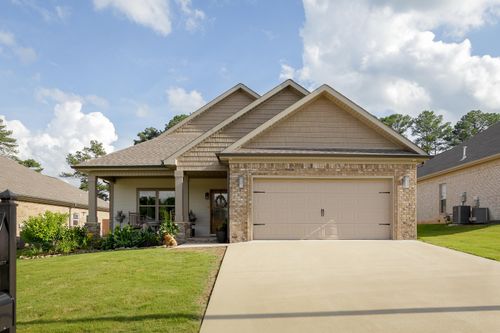 121 Silver Leaf Ln, Florence, AL, 35633-4341 | Card Image