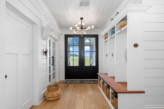1901 Spring Mountain Rd, House other with 4 bedrooms, 4 bathrooms and null parking in Cross Roads TX | Image 6