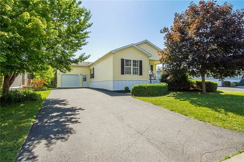 6347 Roberts Dr, Victor, NY, 14564-9216 | Card Image