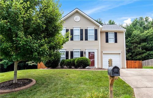 235 Frontier Dr, Kernersville, NC, 27284-7001 | Card Image