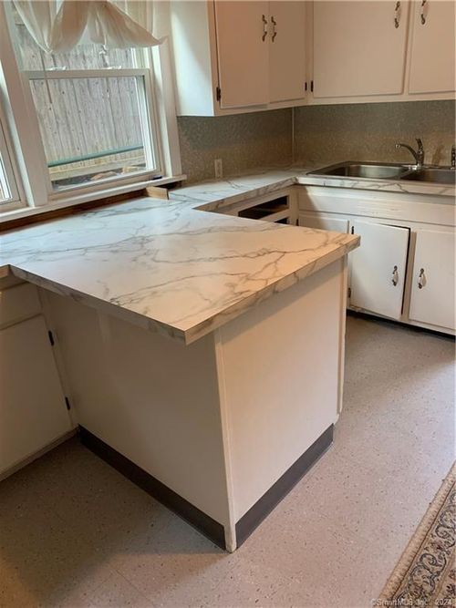 apt-1-111 Spring St, Naugatuck, CT, 06770-9202 | Card Image