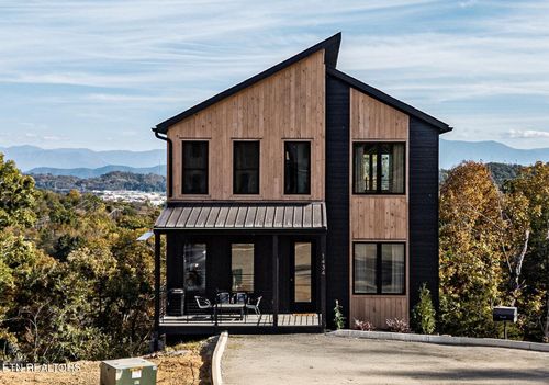 1434 Reedmont Way, Sevierville, TN, 37876 | Card Image