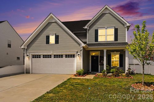 3243 Streamside Dr, Davidson, NC, 28036-8326 | Card Image