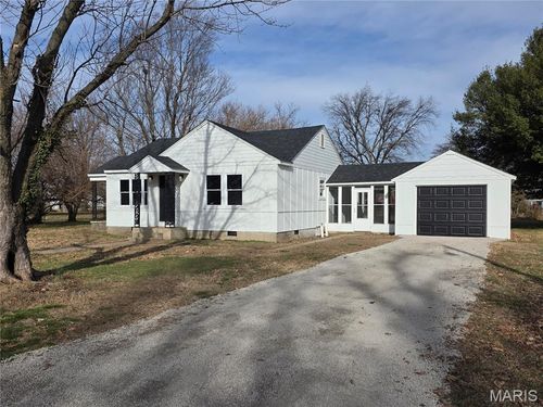 312 Hardin St, Sikeston, MO, 63801-5822 | Card Image