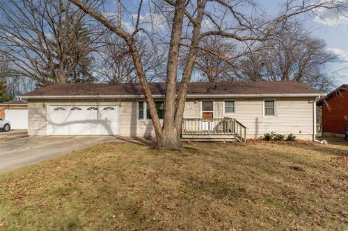 2218 Castle St, Waterloo, IA, 50701-1620 | Card Image