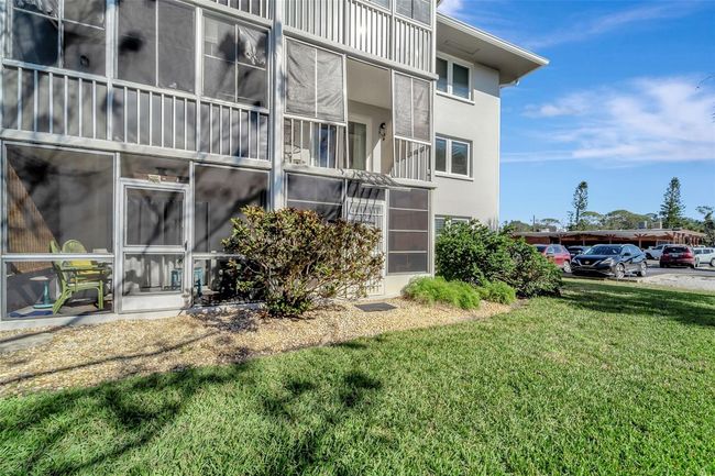 APT-107 - 649 Tamiami Trl S, Condo with 2 bedrooms, 2 bathrooms and null parking in Venice FL | Image 27
