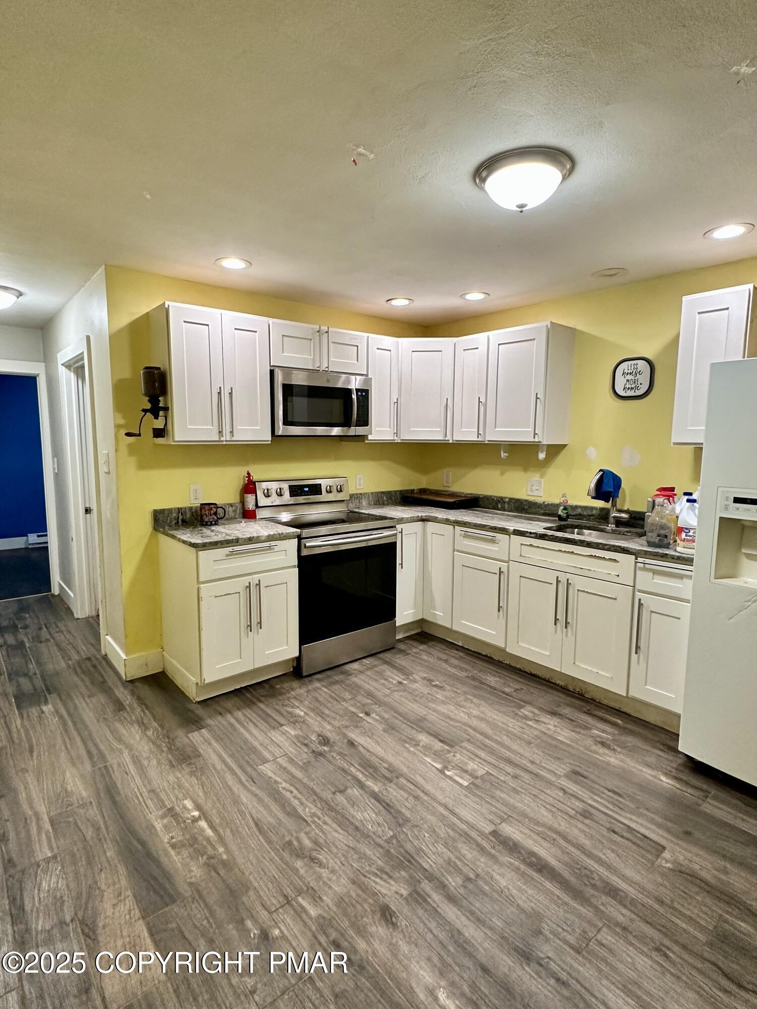 Residential in Blakeslee 5