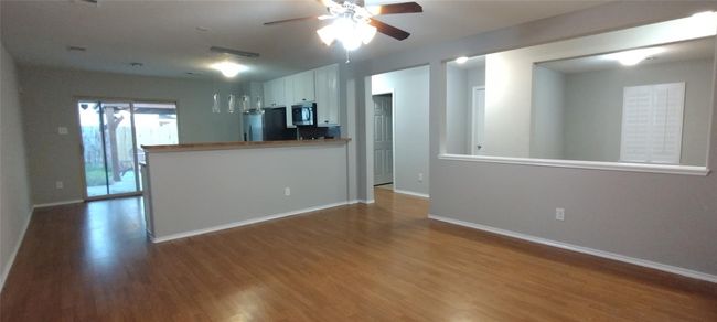 2518 Skyview Cove Ct, House other with 3 bedrooms, 2 bathrooms and 2 parking in Houston TX | Image 4