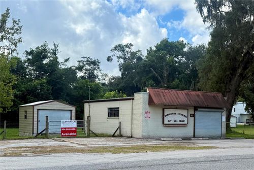 3903 Main St, Middleburg, FL, 32068-5149 | Card Image