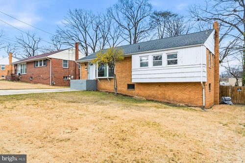 5815 89th Ave, NEW CARROLLTON, MD, 20784-2817 | Card Image