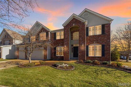 330 Calliope Pl, Chesterfield, MO, 63017-4400 | Card Image