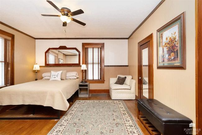 301 E Main St, House other with 4 bedrooms, 2 bathrooms and null parking in Council Grove KS | Image 5