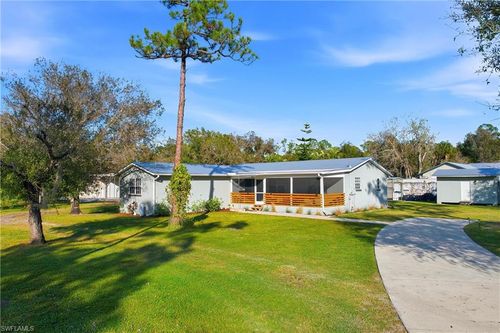 19550 Nalle Rd, North Fort Myers, FL, 33917-5109 | Card Image