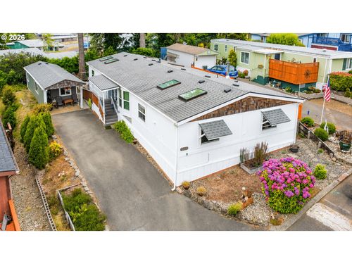 1257 Embarcadero Cir, Coos Bay, OR, 97420-2891 | Card Image