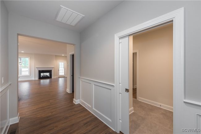 Interior photos of similar home in the community and may demonstrate optional finishes. | Image 6