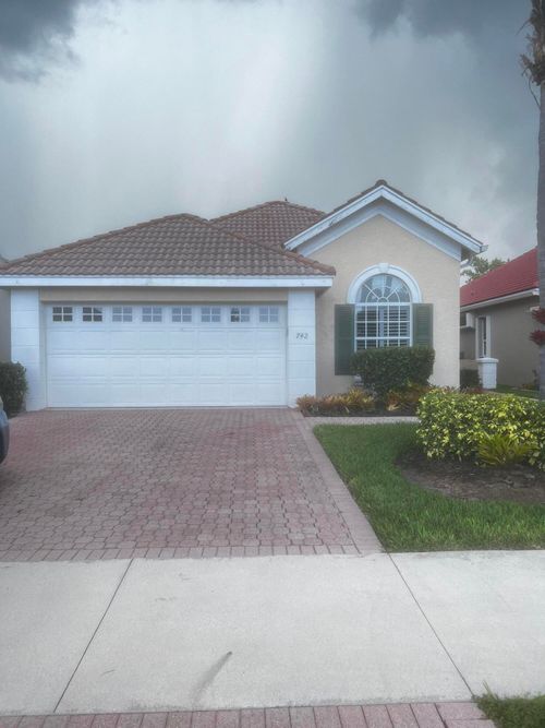 742 Sw Aruba Bay, Port St Lucie, FL, 34986-3425 | Card Image