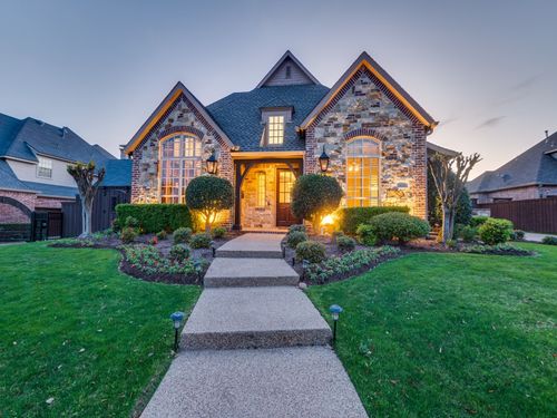 2911 Merlin Dr, Lewisville, TX, 75056-5658 | Card Image