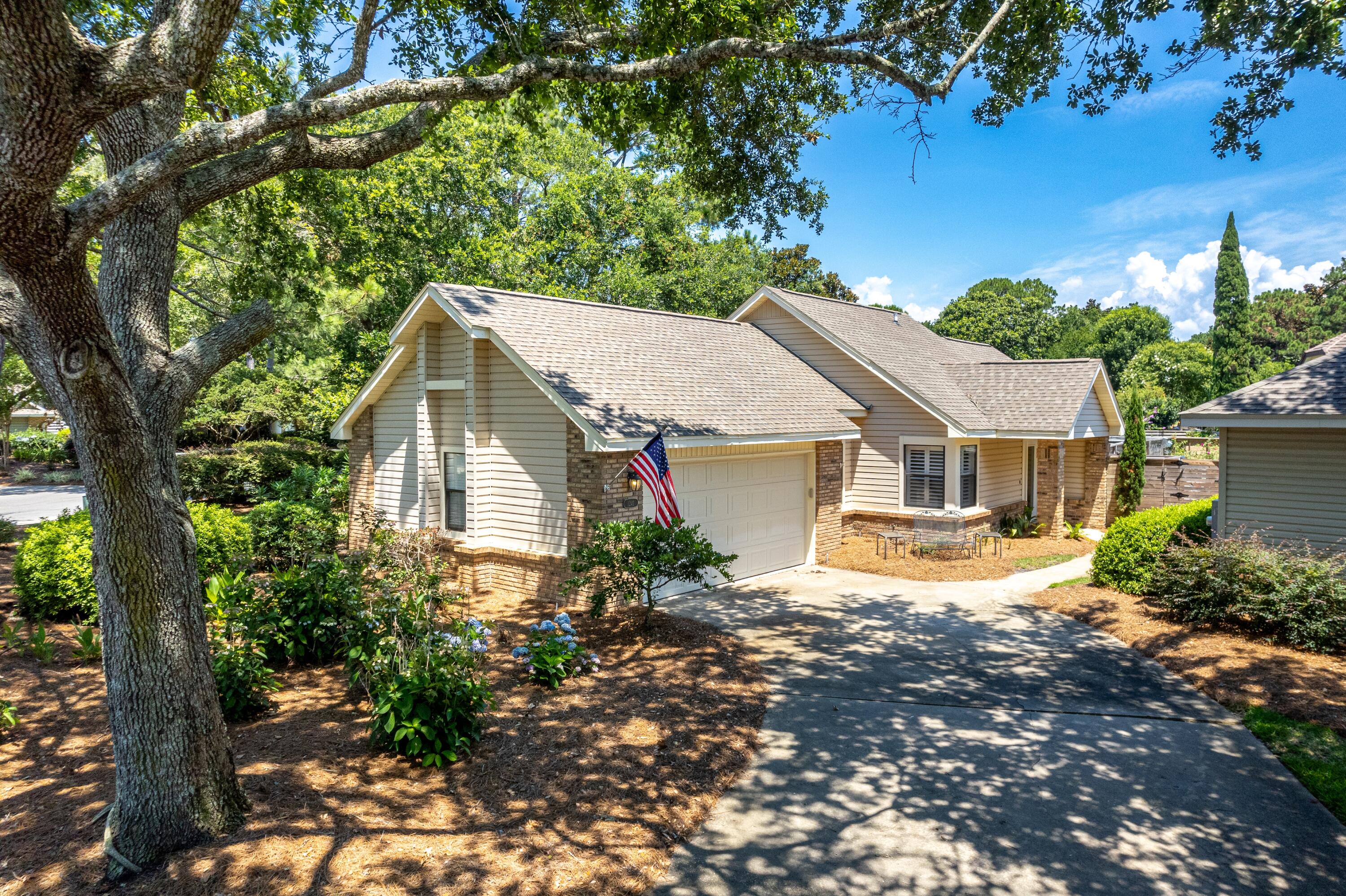 Deerwood Dr, Miramar Beach, FL 32550