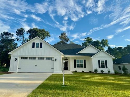 5112 Hatfield Cir, Hahira, GA, 31632-1371 | Card Image