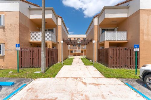 115-14907 Sw 80th St, Miami, FL, 33193-3137 | Card Image