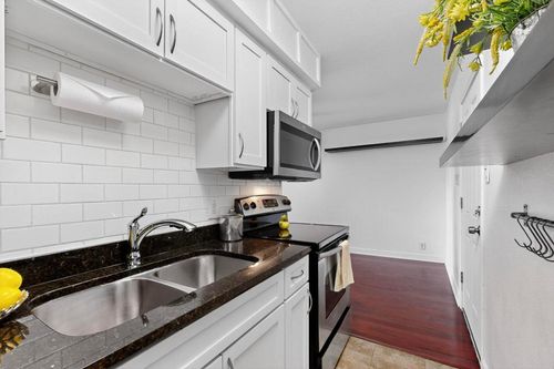 apt-1320-2020 Congress Ave, Austin, TX, 78704-4304 | Card Image