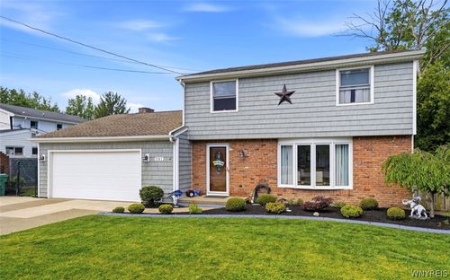 391 Sunset Dr, Hamburg, NY, 14075-4207 | Card Image