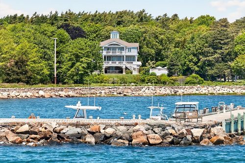 85 Moorings Rd, Marion, MA, 02738-1836 | Card Image