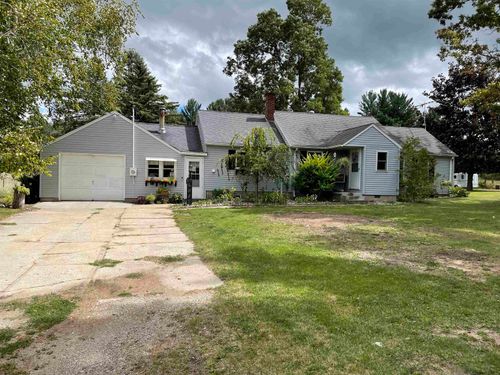 4658 N Croswell Rd, Alma, MI, 48801-9721 | Card Image