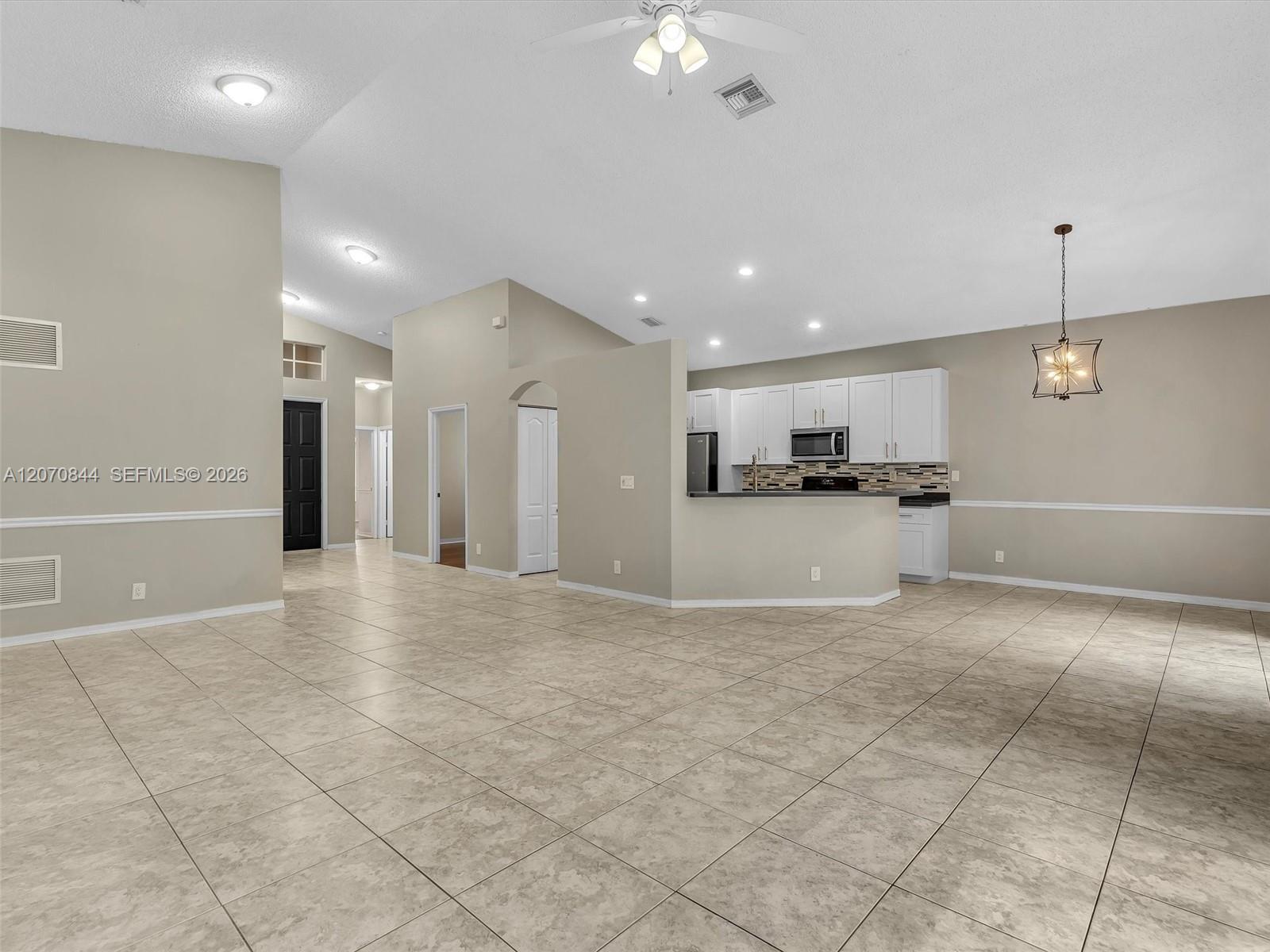 Residential Lease in Pembroke Pines 4