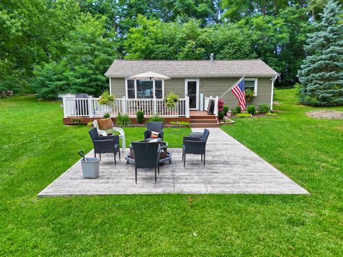63166 Lakeshore Dr, Dowagiac, MI, 49047-8970 | Card Image