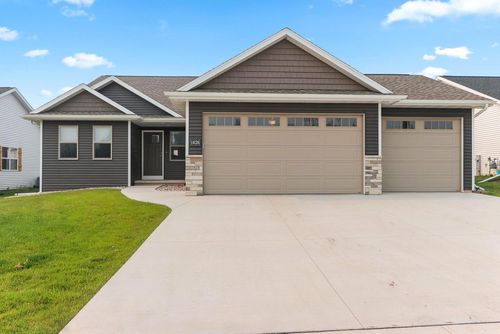 1626 Valor Place, NEENAH, WI, 54956 | Card Image