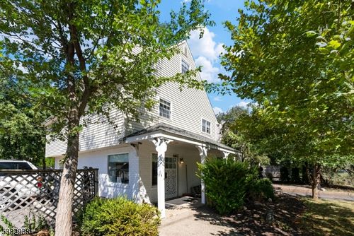 243 Main St, New Milford, NJ, 07646-1731 | Card Image