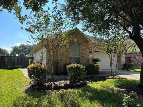 1306 Modena Dr, Pearland, TX, 77581-5335 | Card Image