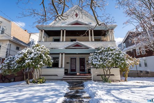 2nd-94 Fairfield Ave, Hartford, CT, 06114-1720 | Card Image