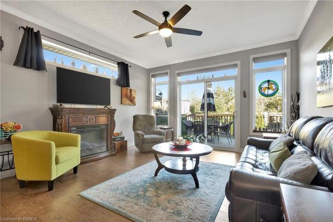 1 - 41 Garden Ave, Townhouse with 4 bedrooms, 3 bathrooms and 3 parking in Brantford ON | Image 4